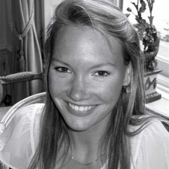 Christine-Petre-2.jpg Christine-Petre-2.jpg