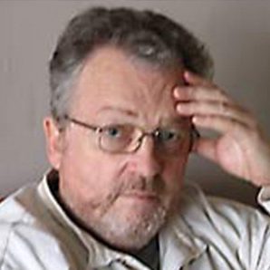tim-llewellyn.jpg